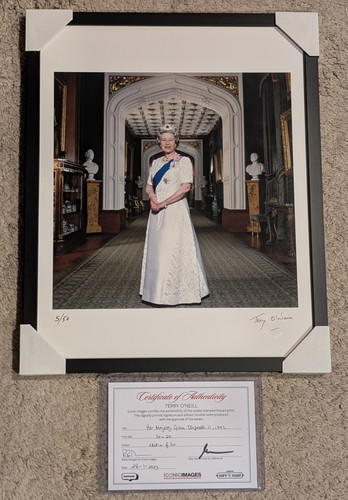 Terry neill queen - –,