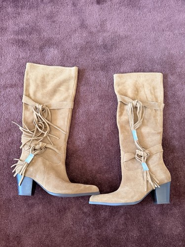 Free people fast - people, lane