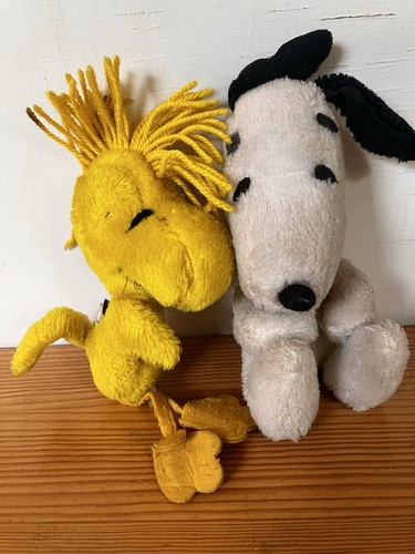 1970 snoopy woodstock - snoopy,