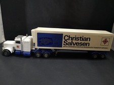 M598-MATCHBOX SUPERKINGS PETERBILT TRUCK AND TRAILER