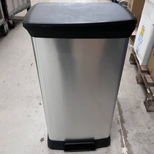 Curver 50L Metal Effect Pedal Deco Bin Silver & Plastic - No Pedal Lid Release