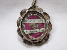 ✝ Reliquary Relic St