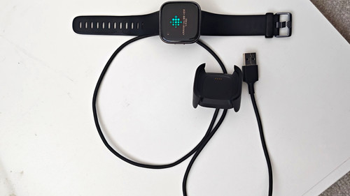 Fitbit versa 40mm smartwatch - fitbit, 2