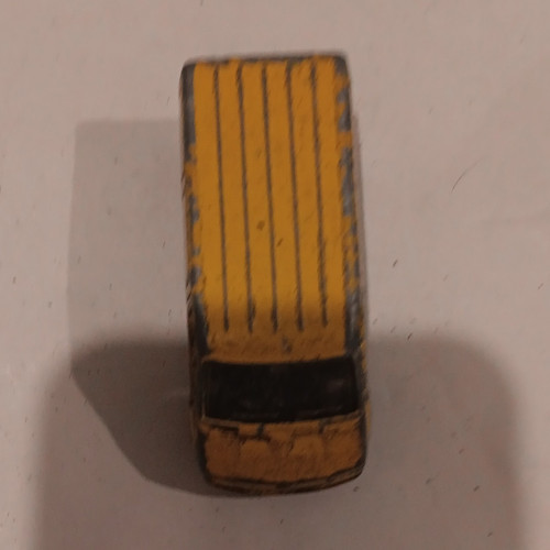 Yellow black diecast - yellow/black, metal