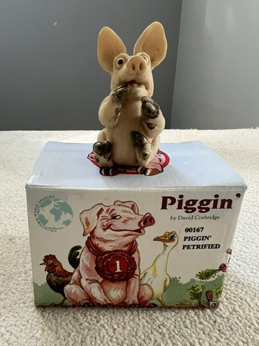 Piggin petrified resin - petrified,
