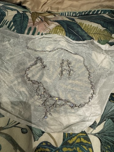 Bridal backdrop necklace - bridal,