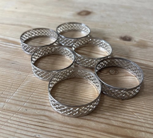 Silver napkin rings fine - x,