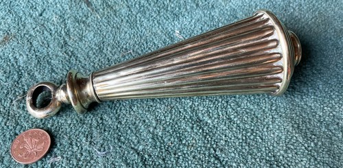 Toilet cistern light - , servants