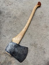 Vintage Elwell 4.5lb Axe Tasmanian Tazzie Pattern On Ash Handle 