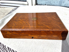 ANTIQUE VINTAGE WOODEN CANTEEN
