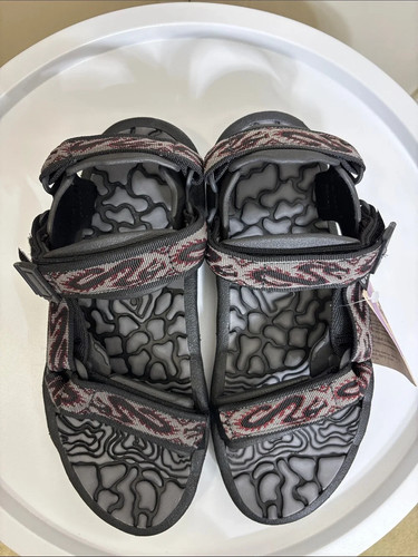 Nwt teva men gray - nwt,