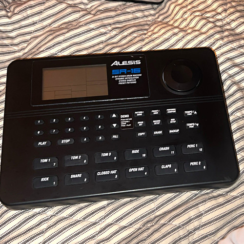 Alesis stereo digital - alesis,