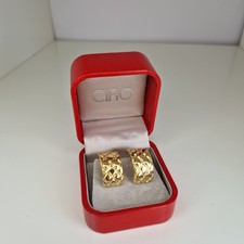Ciro Earrings Clip On Gold