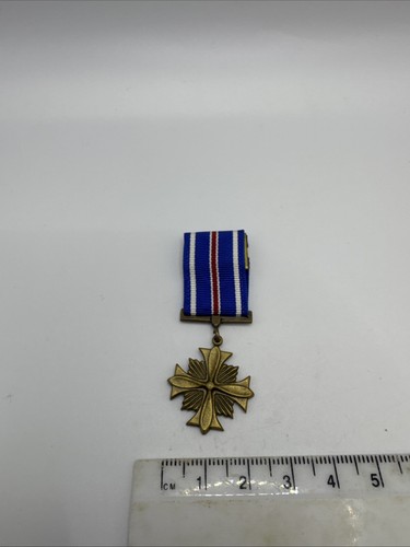 Distinguished flying cross - us,