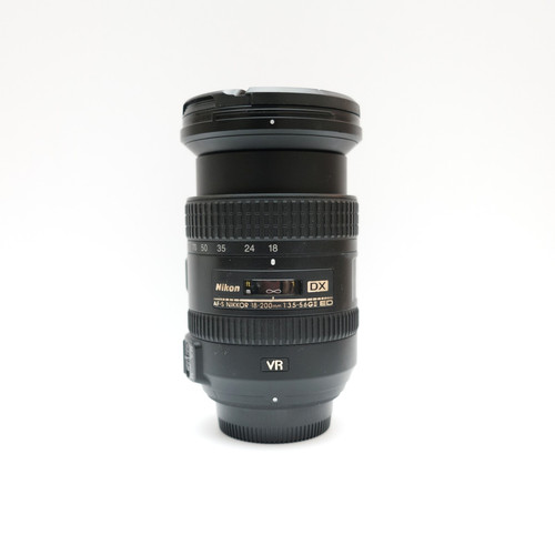 Nikon 200mm 5 - f3.5-5.6, g