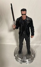 Custom MadeArnold Schwarzenegger T-800 Figure w/ Shotgun custom made 3D printed