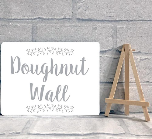 Doughnut wall metal - metal, table