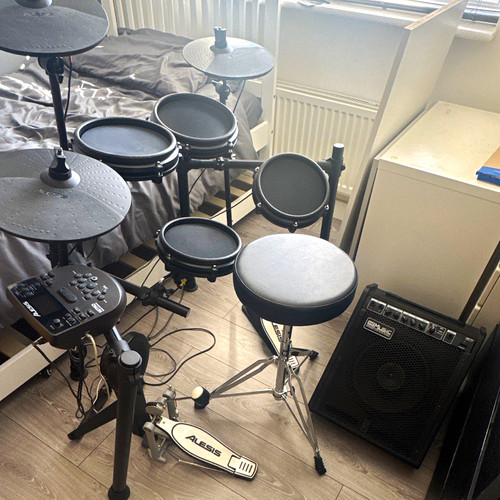 Alesis nitro electronic - alesis,
