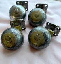 Set Of 4 Vintage Cast Iron
