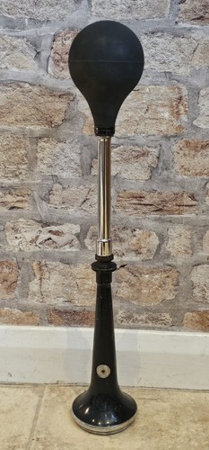 Desmo vintage car horn - desmo,