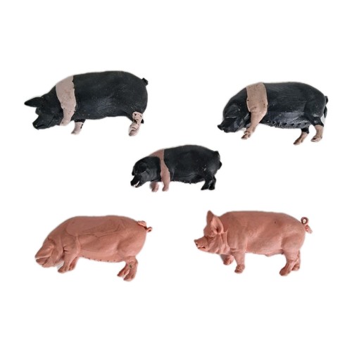 Britains farm pigs - farm,