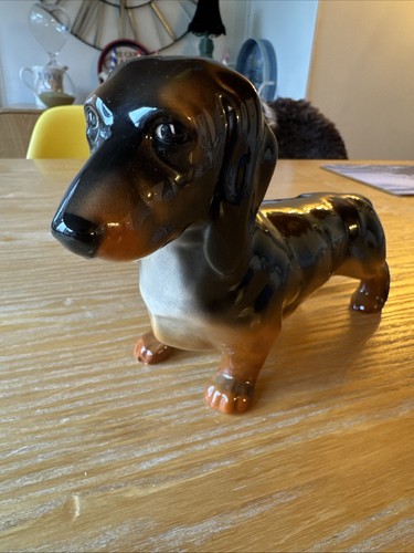 Beswick dachshund sausage dog - dachshund,