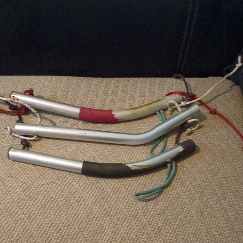Kite handles 3pieces - ,