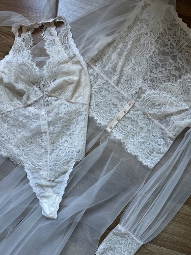 Monique lhuillier hanky - monique,