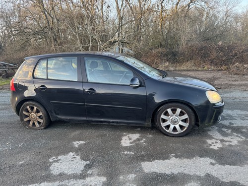 Breaking 2005 golf mk5 2 - breaking,