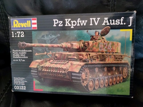 Revell 03122 kpfw ausf j - 03122, ausf.j