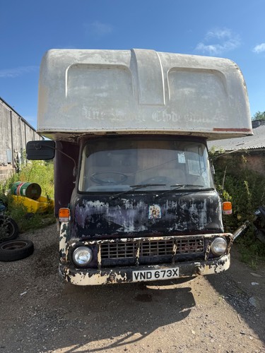 Beford 330 diesel horsebox - beford, tk