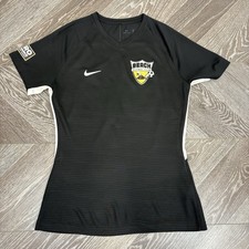 Nike Medium Women’s Tiempo Premier Jersey. Good condition