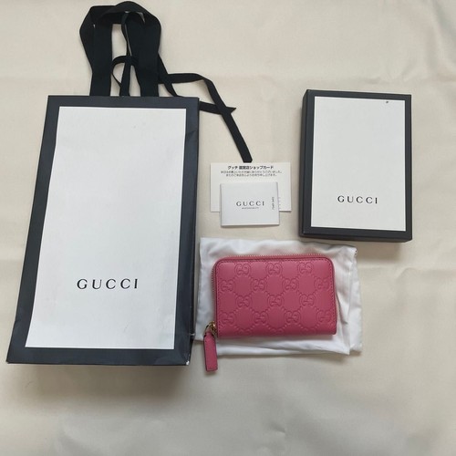 Gucci card case item - gucci,
