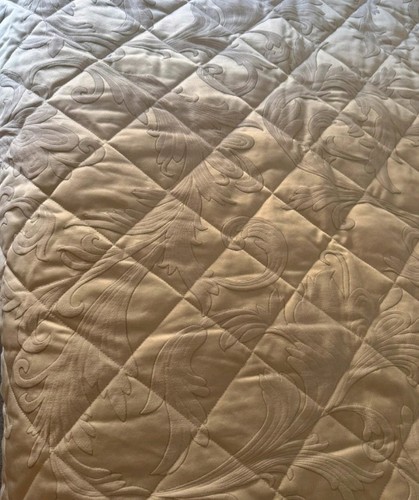 Dorma acanthus cream - 'acanthus',