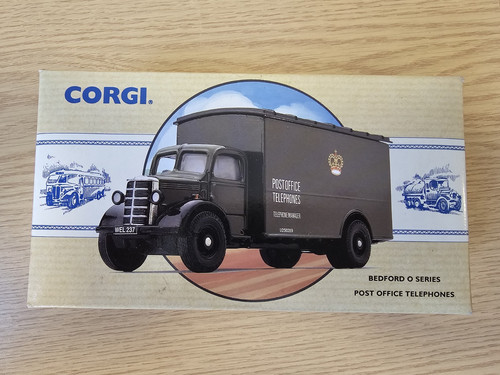 Corgi bedford series - series, van