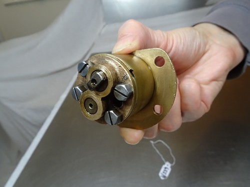 Bsa sloper oil pump - oil,