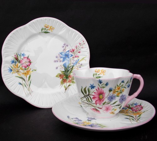 Vintage shelley pink - shelley, edged