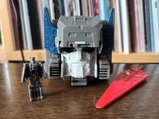 Transformers LG31 FORTRESS