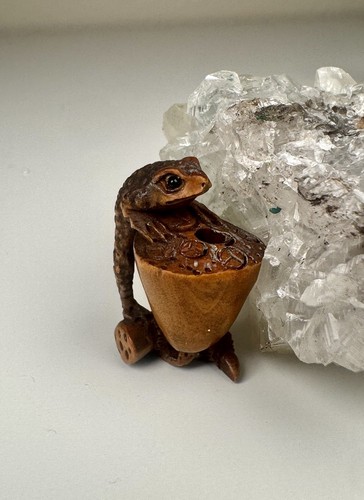 Antique japanese wood netsuke - japanese,
