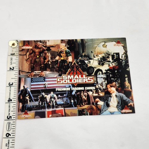 Small soldiers movie premium - movie,