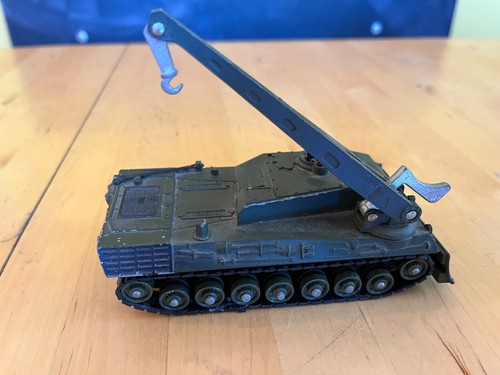 Dinky toys leopard - dinky,