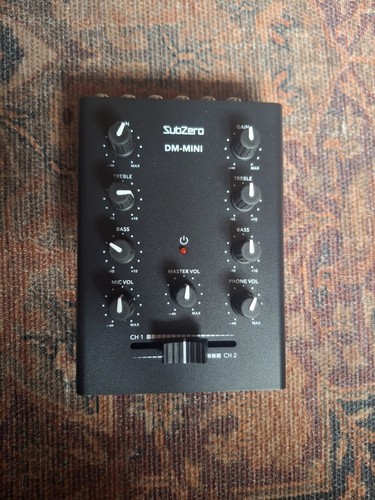 Subzero mini two channel dj - dm-mini,