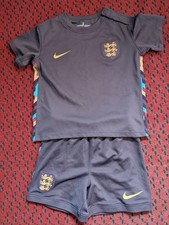 ENGLAND CHILDRENS STRIP. (TOP