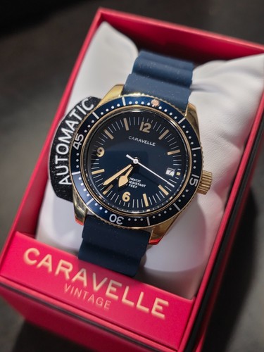 Vintage caravelle sea hunter - sea,