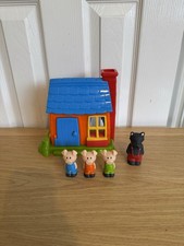 Happyland 3 little pigs toy set  Elc