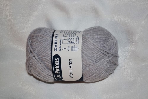 50g patons wool aran - 1,