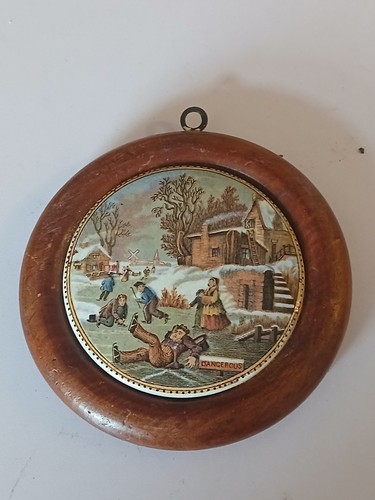 Framed prattware pot lid - framed,