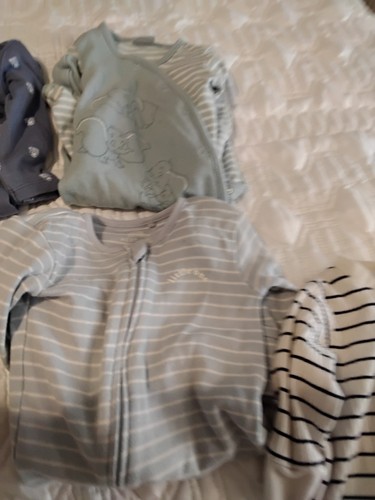 Baby boy clothing bundle - boy's,
