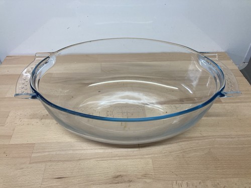 Pyrex casserole dish - pyrex, oval