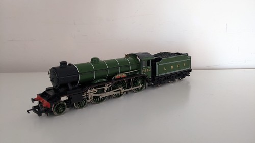 Hornby r053 lner class b17 - r053,